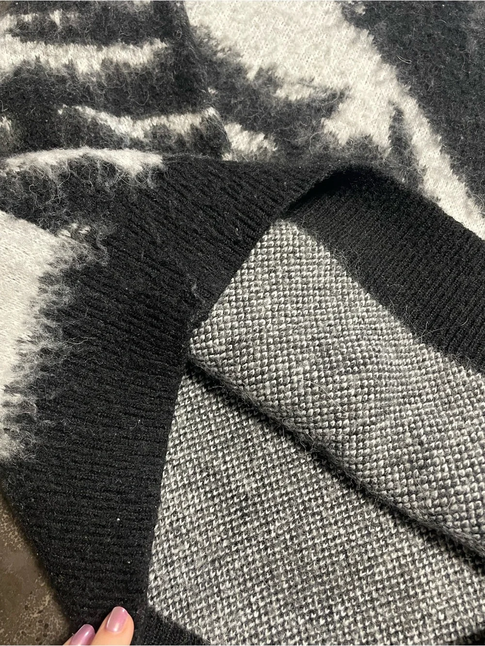 Zara Mens Brushed Textured Abstract Jacquard Sweater - Size M - Picture 6 of 8